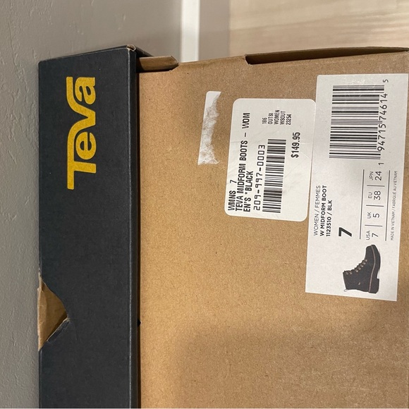 Teva Midform BLK boots - Picture 4 of 4